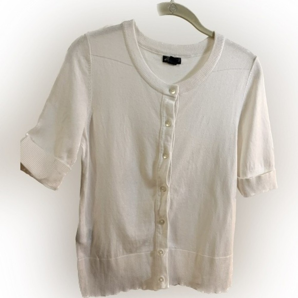 Eddie Bauer women’s small short sleeve white sweater lightweight button …